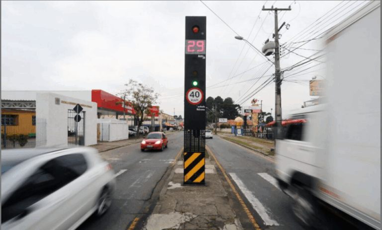 Há 33 anos, a lombada eletrônica transforma o trânsito e protege vidas