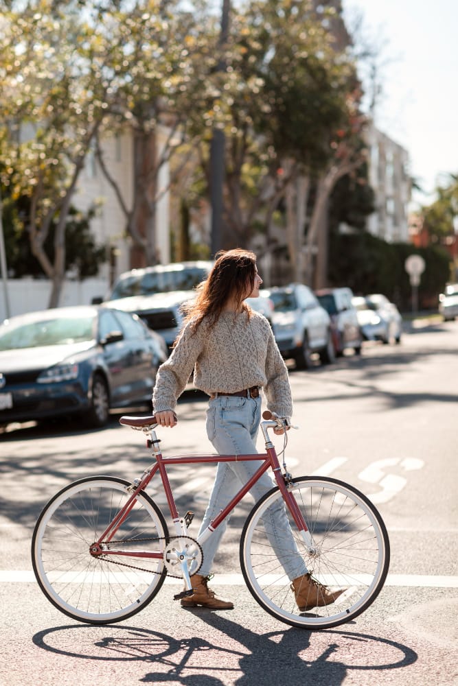 Dia Nacional do Ciclista-atitudes simples ainda evitam alguns dos principais riscos para quem pedala_freepik